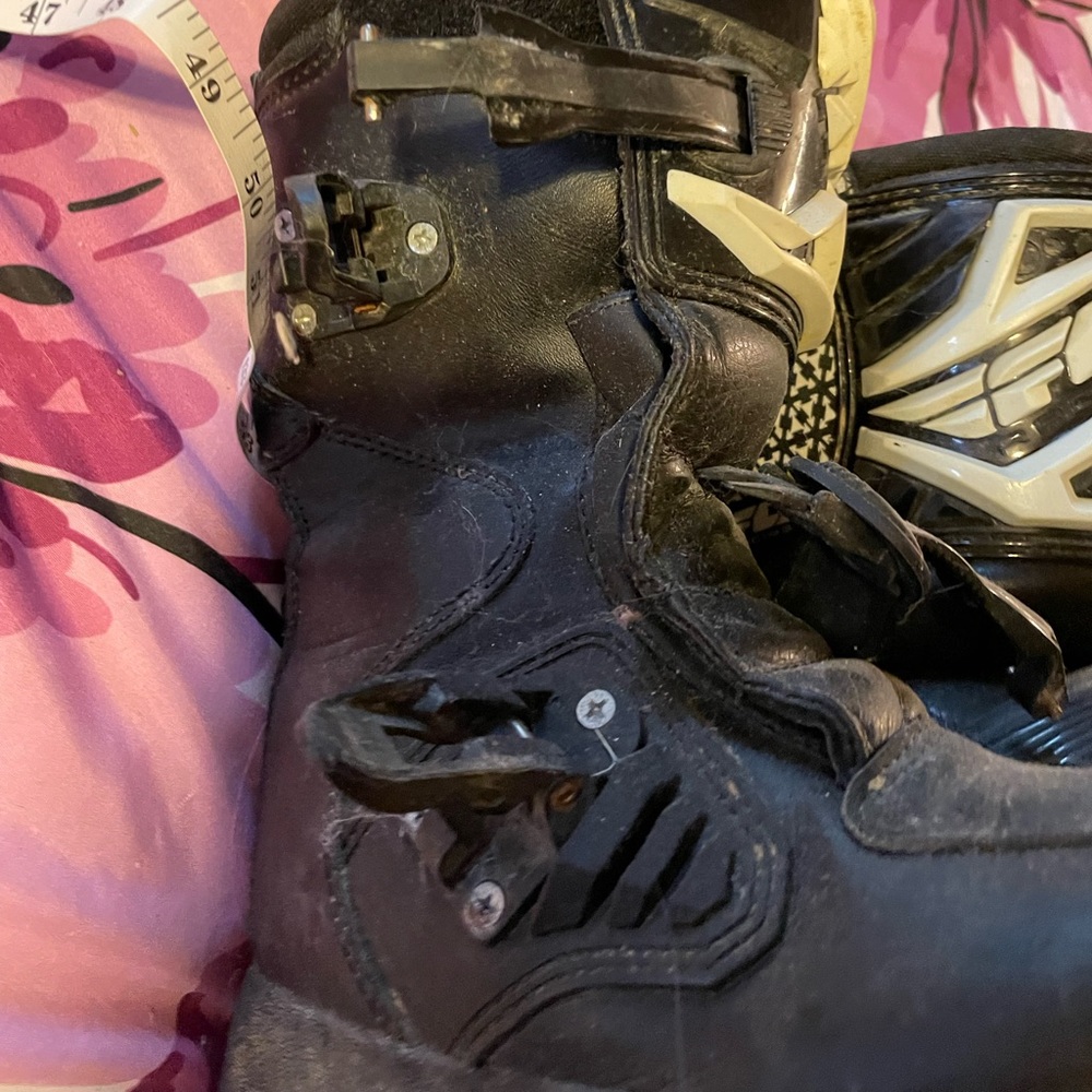 Black motorists youth boots